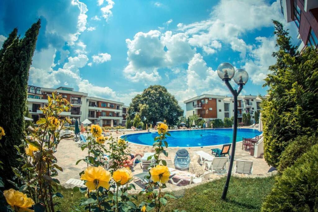 Messambria Fort Beach - Premium Apartments Elenite Kültér fotó